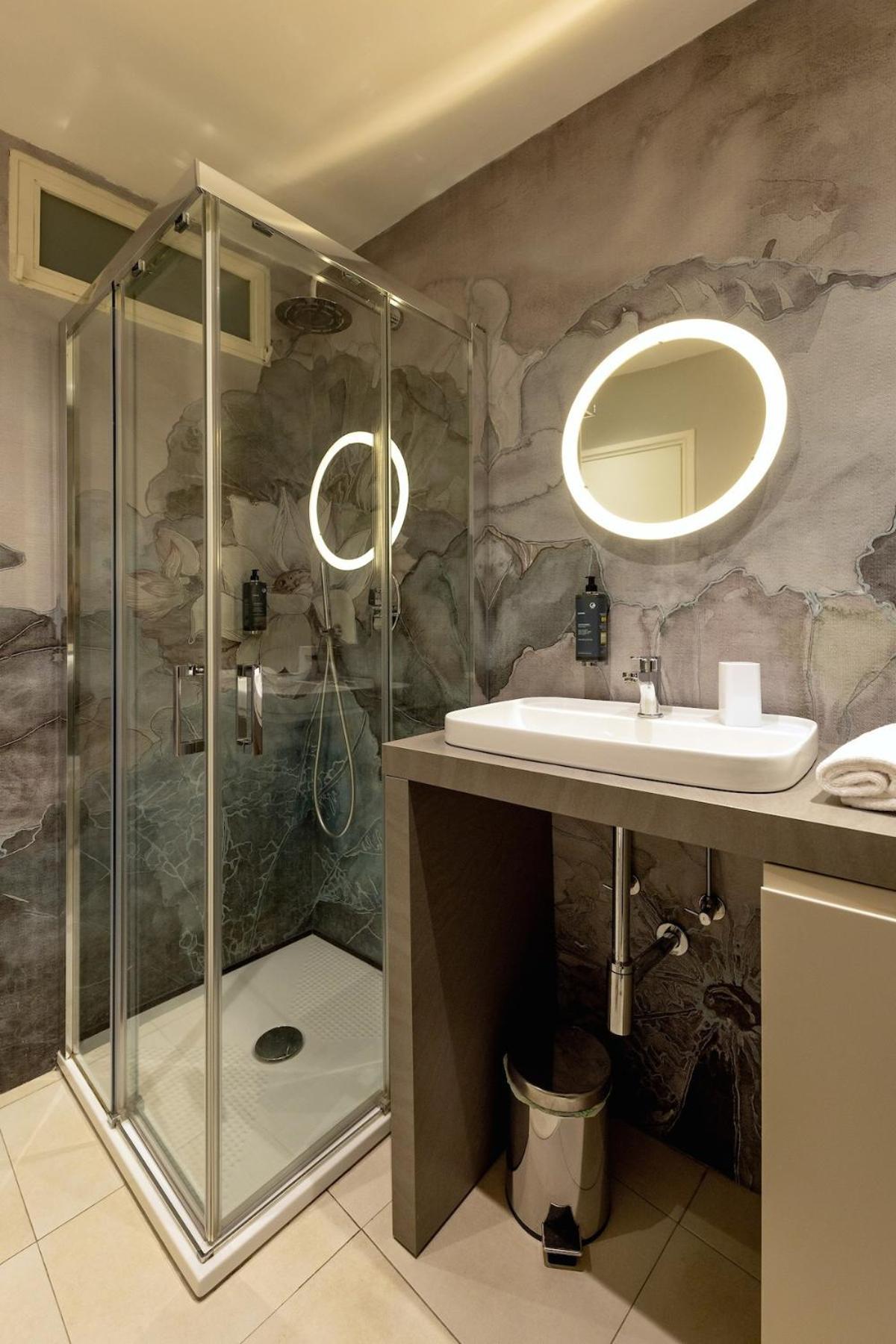 Sant'Anna Studio Apartment Parma Exteriör bild