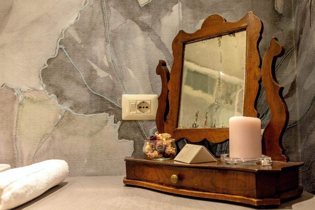 Sant'Anna Studio Apartment Parma Exteriör bild