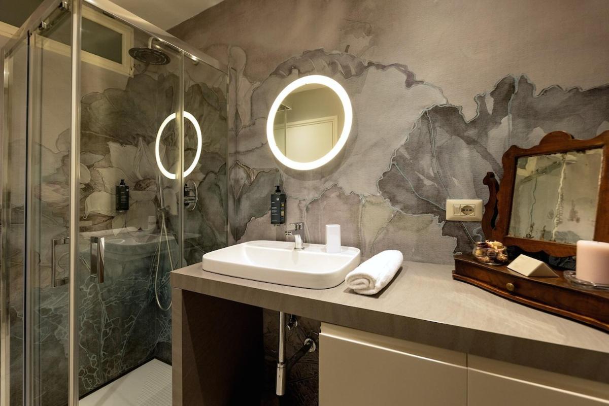 Sant'Anna Studio Apartment Parma Exteriör bild
