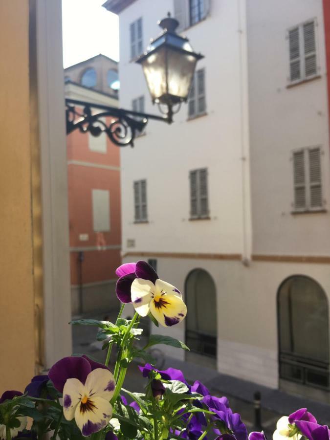 Sant'Anna Studio Apartment Parma Exteriör bild
